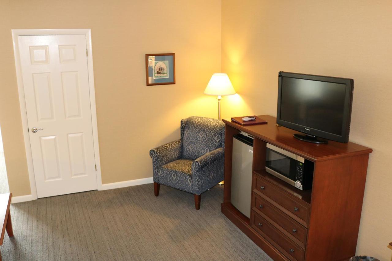 The Village Inn Harrisonburg Esterno foto